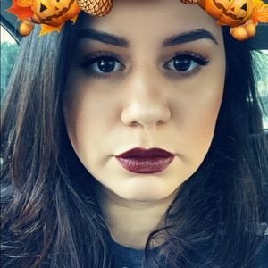 Meet your Posher, Ana